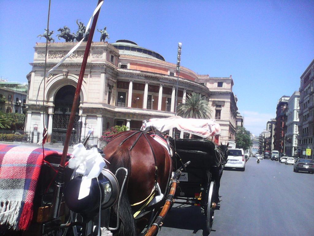 Palermo Centrale Экстерьер фото